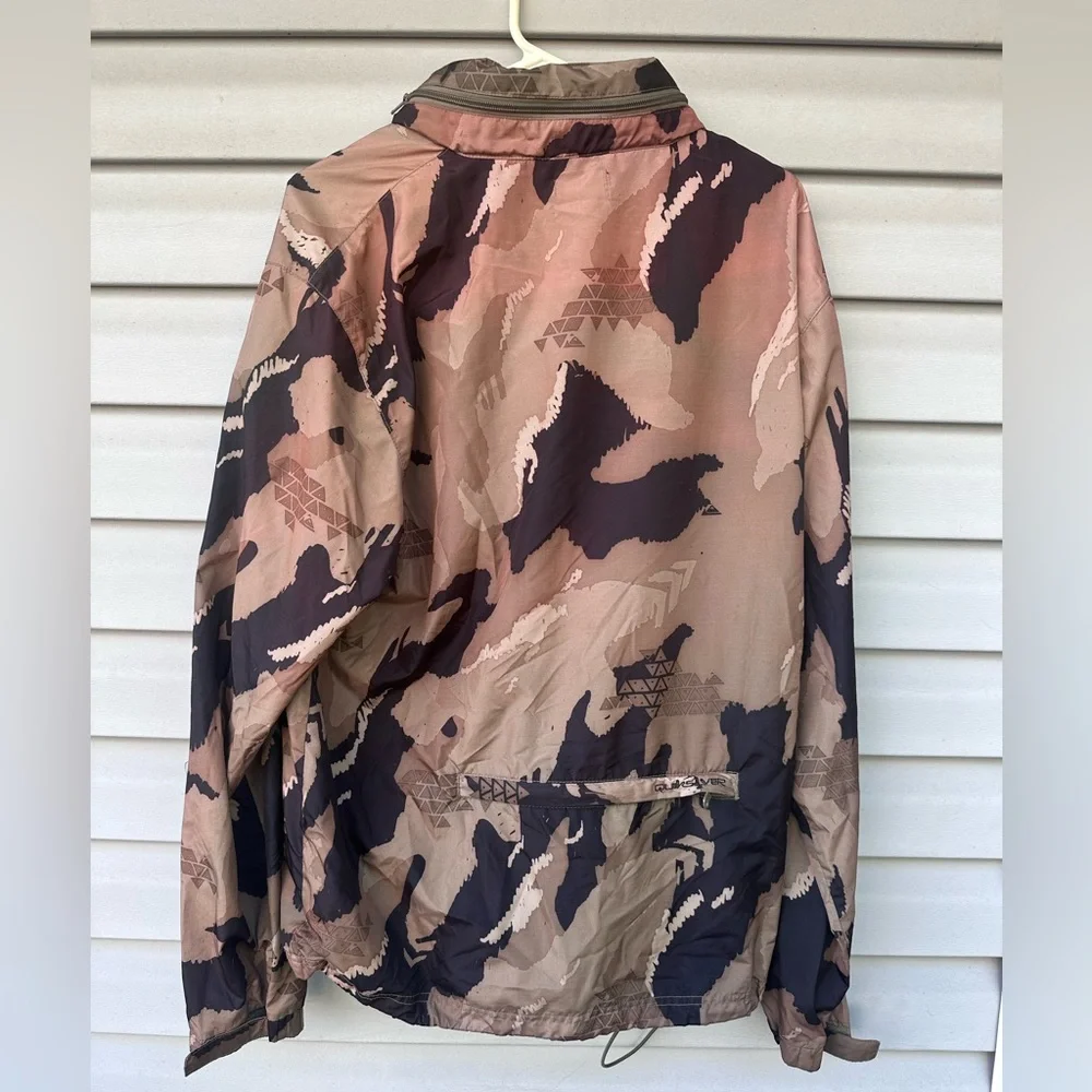 QuickSilver Windbreaker - Picture 2 of 4